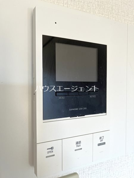 セキュリティ　ＴＶモニター付のオートロックです。※参考画像