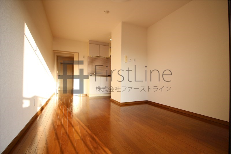 居室・リビング　別号室の写真です