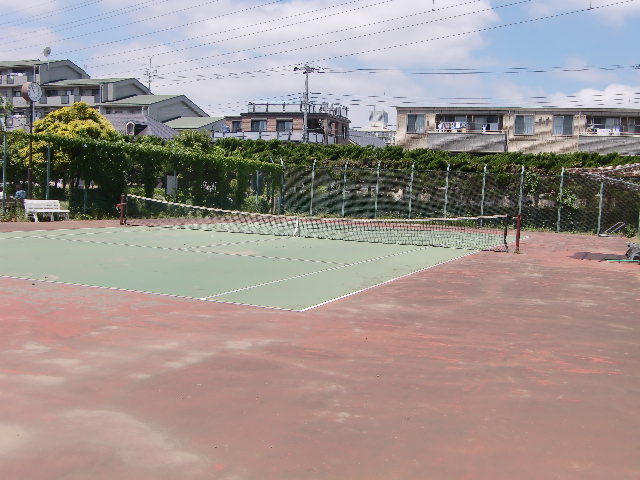 その他　塩焼中央公園テニスコート（その他）まで442m