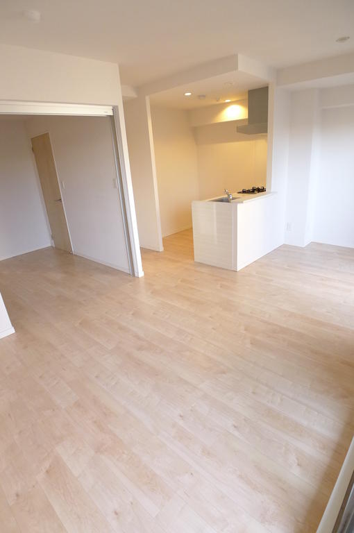 居室・リビング　（写真は同タイプ）