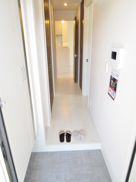玄関　同施工会社物件の参考画像です