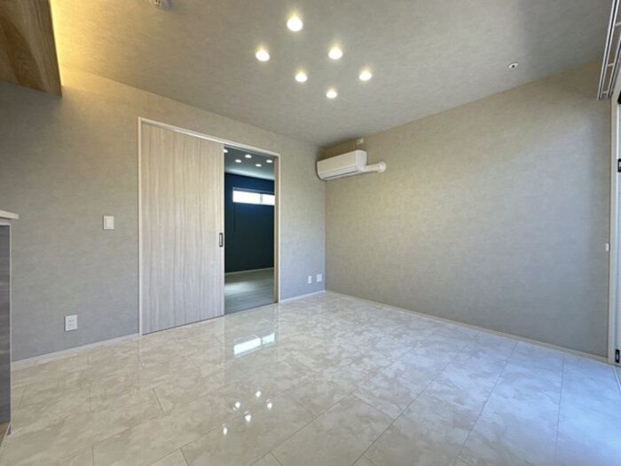 居室・リビング　リビング