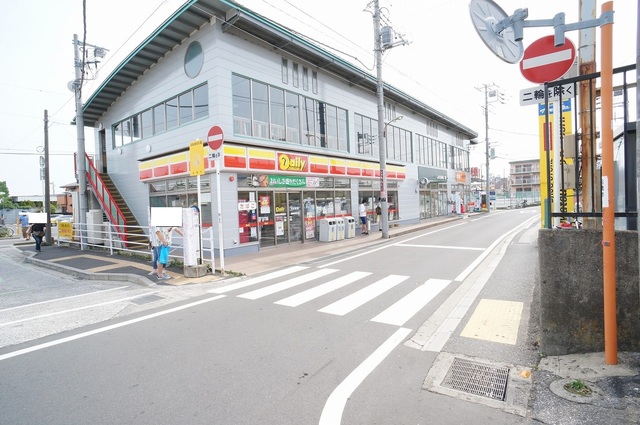 コンビニ　デイリーヤマザキ船橋法典駅前店（コンビニ）まで1406m