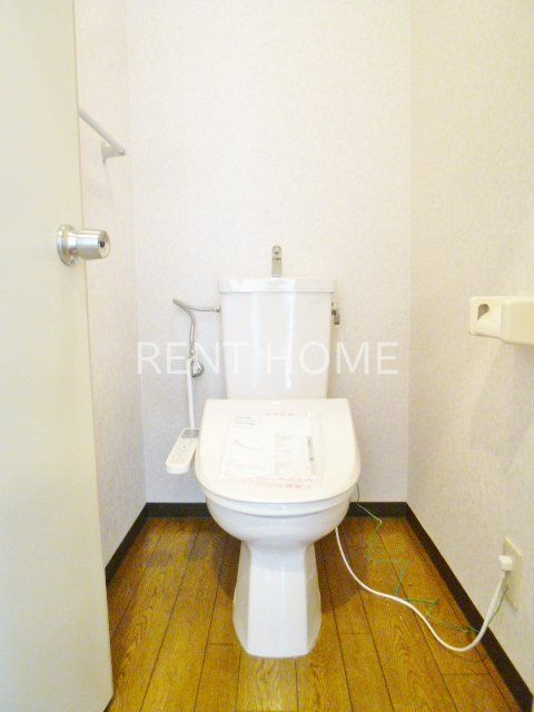 トイレ　トイレ・ウォシュレット付き