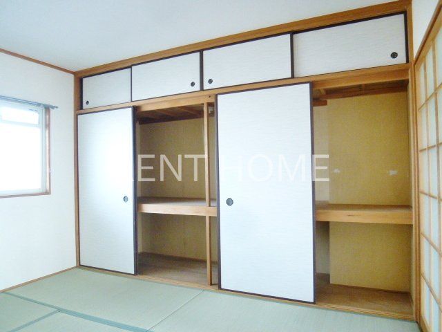 収納　和室６畳の押入