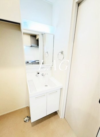 洗面設備　洗面台です。