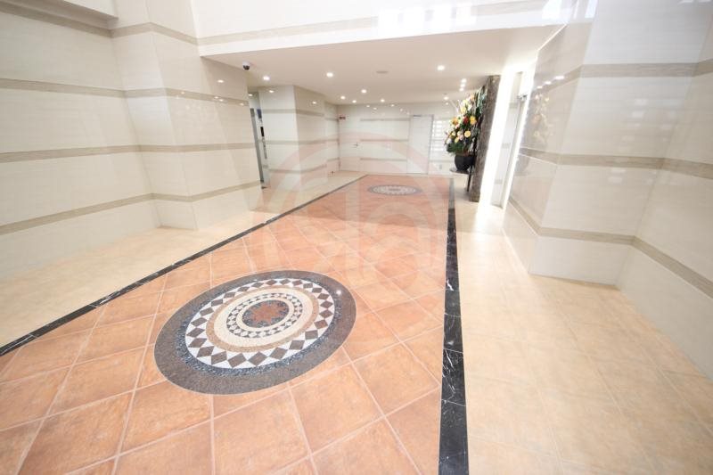 ロビー　建物の内部です