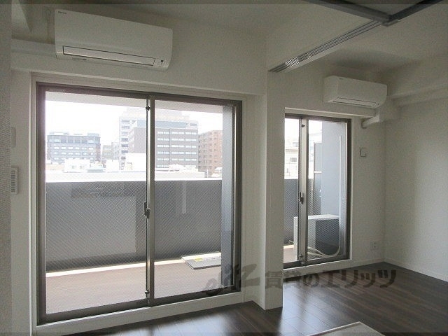 居室・リビング　リビング