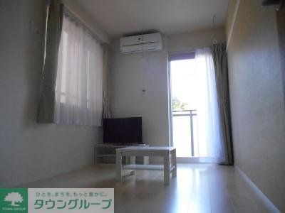 居室・リビング　180702 302