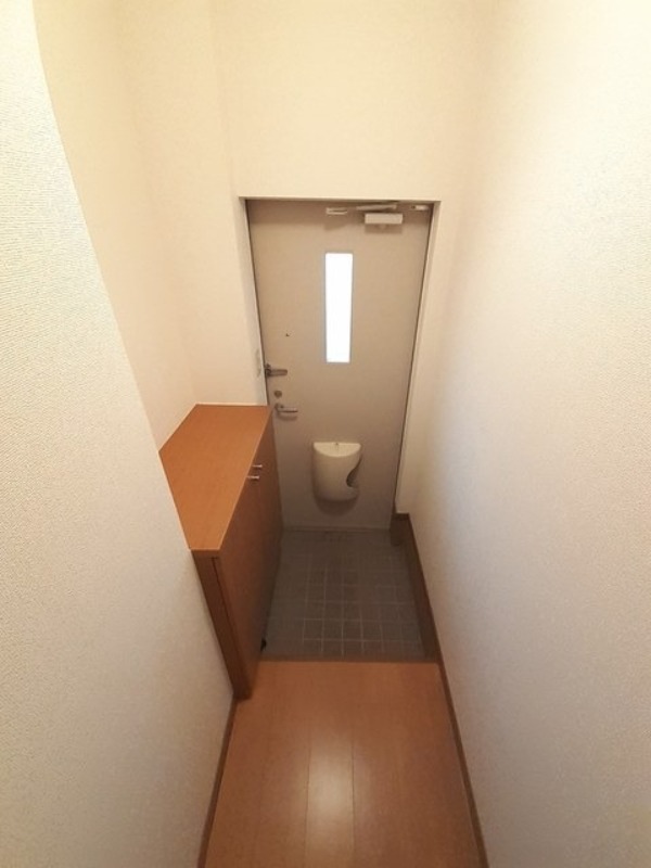 玄関　図面と現状に相違がある場合には現状を優先