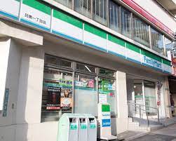 コンビニ　ファミリーマート 中目黒一丁目店（コンビニ）まで144m