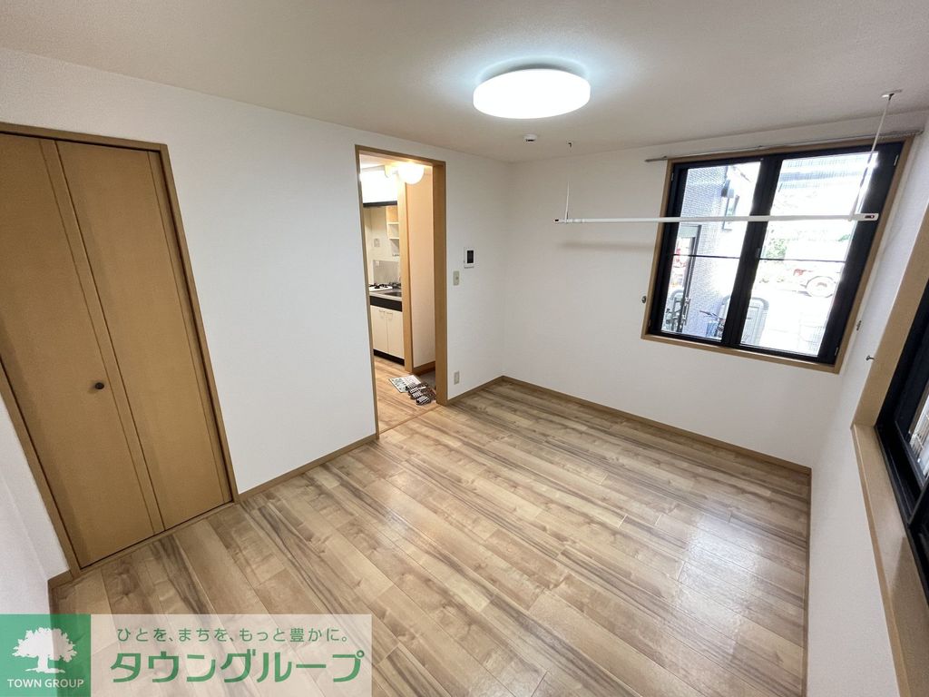 居室・リビング　※別部屋参考写真