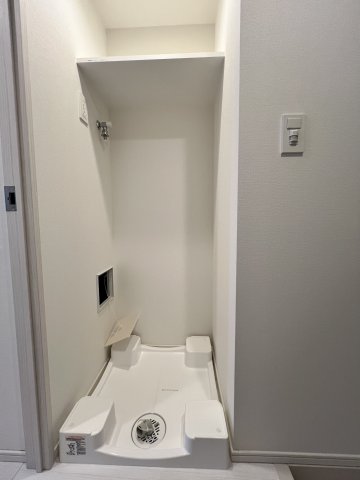 洗面設備　コンパクトで使いやすい洗面所