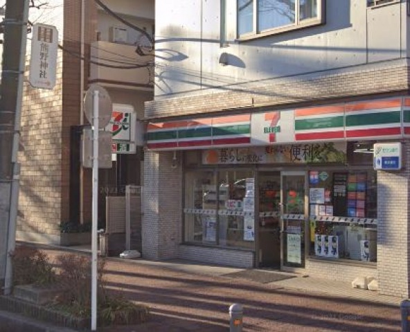 コンビニ　セブンイレブン横浜東神奈川1丁目店（コンビニ）まで157m