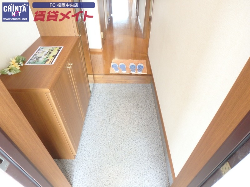 玄関　別部屋同型タイプ