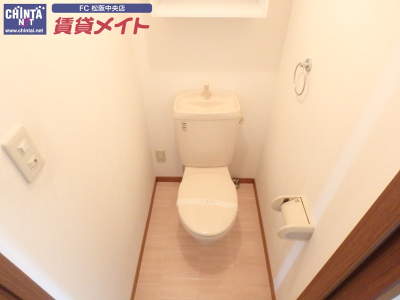 トイレ　別部屋同型タイプ