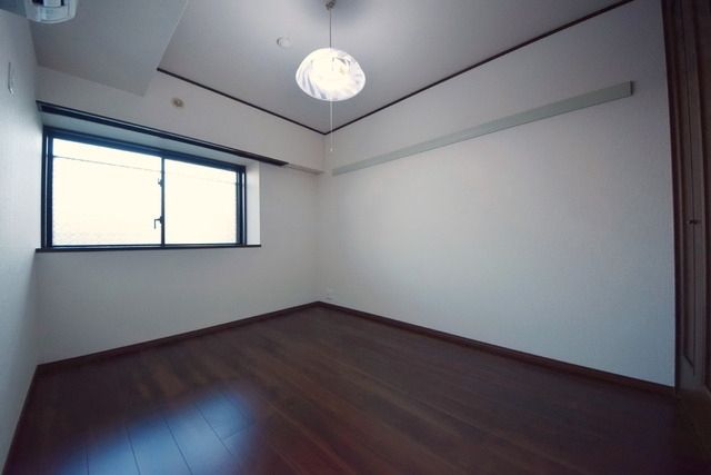 その他部屋・スペース　★寝室に広めな6.2帖洋室をどうぞ★