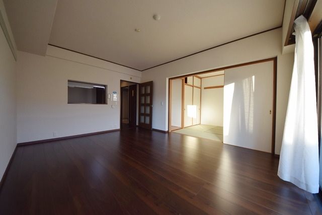 居室・リビング　★広々リビング14.3帖のお部屋です★