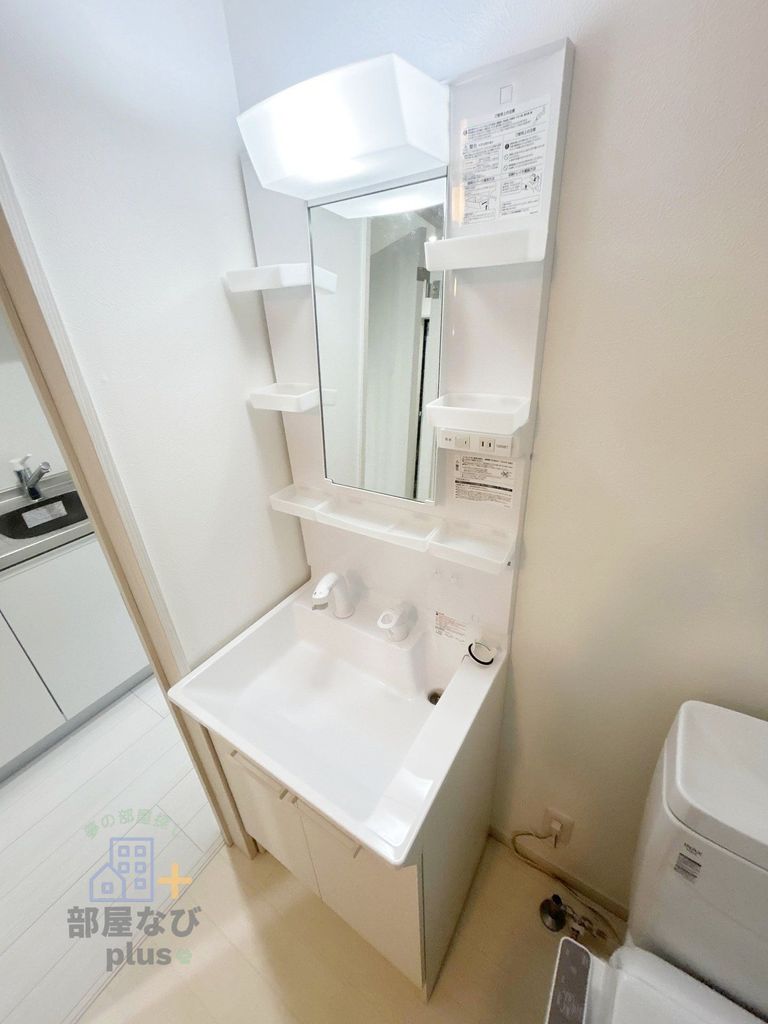 洗面設備　※他号室写真です