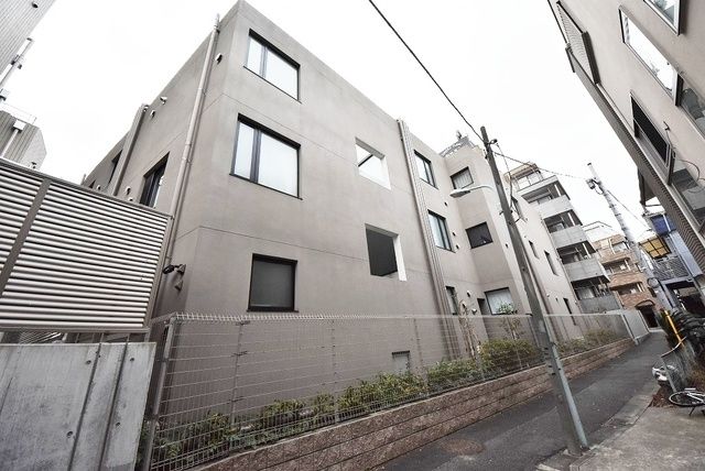 建物外観　レグノ・コラージュ