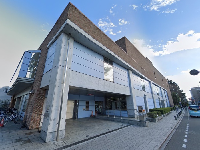 図書館　武蔵野市立中央図書館（図書館）まで450m
