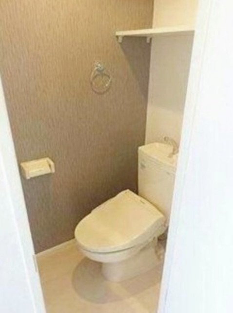 トイレ　同仕様参考写真