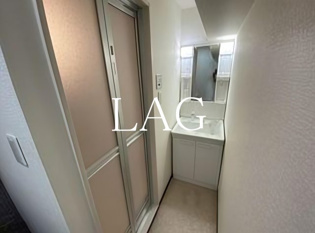 洗面設備　洗面台です。