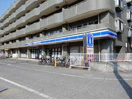 コンビニ　ローソン・スリーエフ相模大野銀座通り店（コンビニ）まで947m