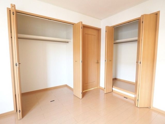 収納　※別号室の写真です。