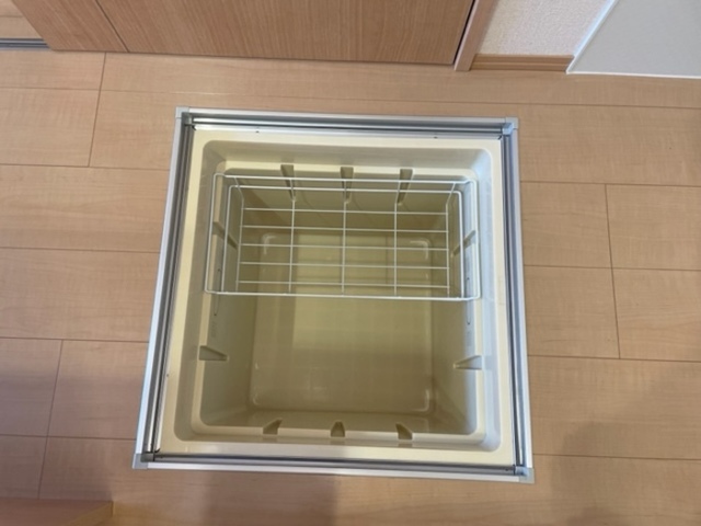 その他設備　床下収納