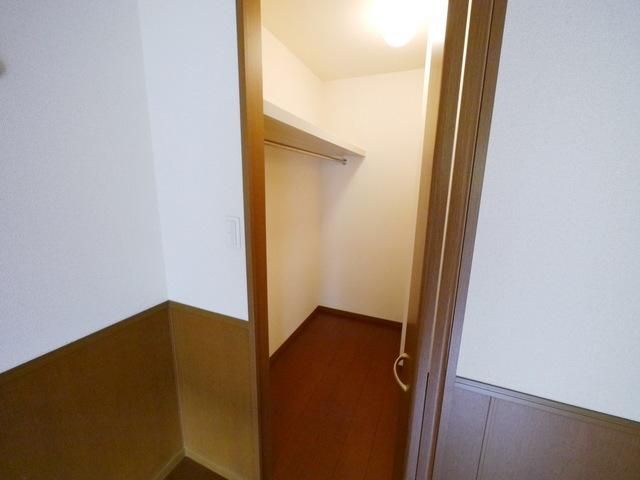 収納　★収納たっぷりウォークイン★