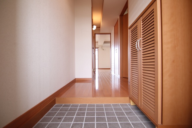 玄関　※別室の参考写真の為、現況優先です。