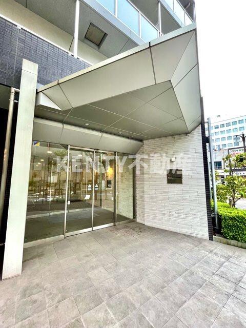エントランス　清潔なエントランスです