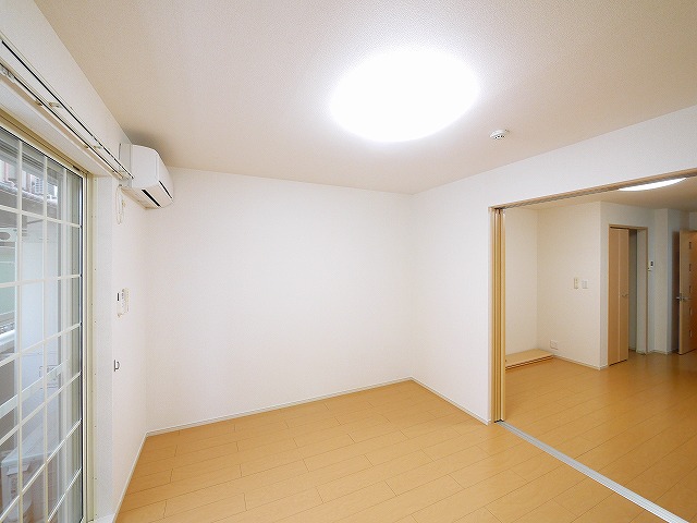 その他部屋・スペース　使い勝手のいい寝室です