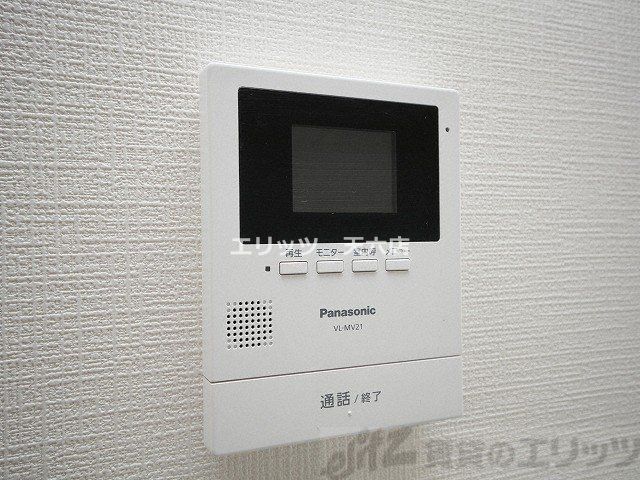 セキュリティ　モニター付きインターホン