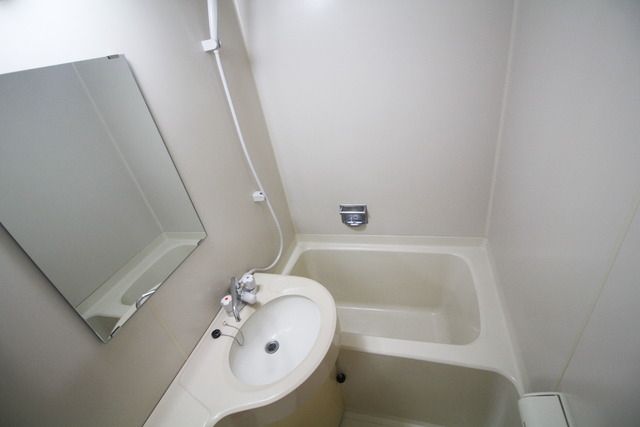 バス・シャワールーム　★お風呂場です★※別部屋の参考写真です