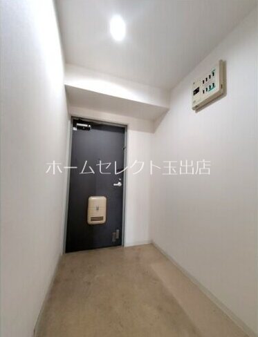 ドリーム中加賀屋の玄関写真