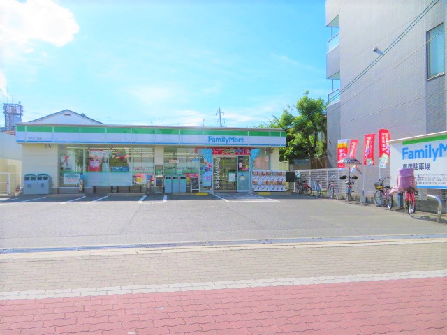 スーパー　ライフ新森店（スーパー）まで679m