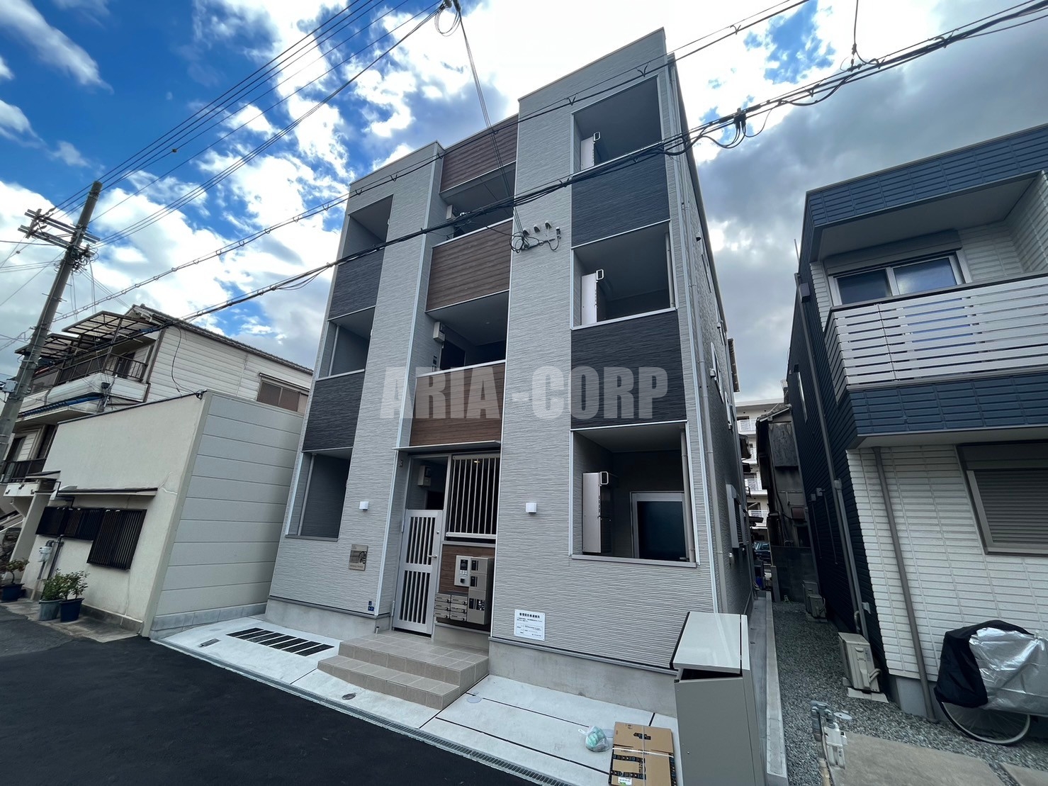 建物外観　2023年完成、大手ハウスメーカー施工デザイナーズアパート！