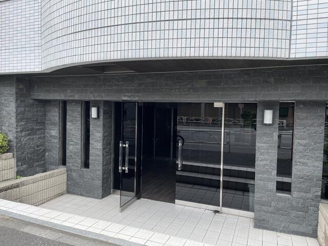 ロビー　?