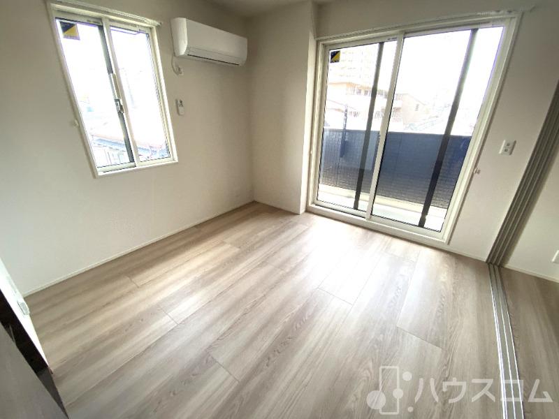 その他部屋・スペース　窓からの光がいい感じです。