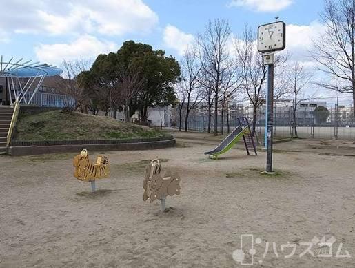 公園　豊里中央公園（公園）まで300m