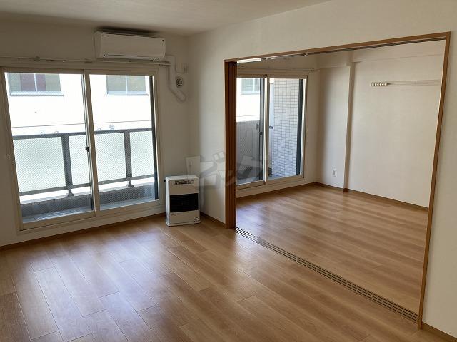 眺望　窓が大きく明るいお部屋です♪