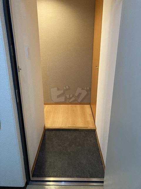 玄関　明るい玄関でお出迎え♪