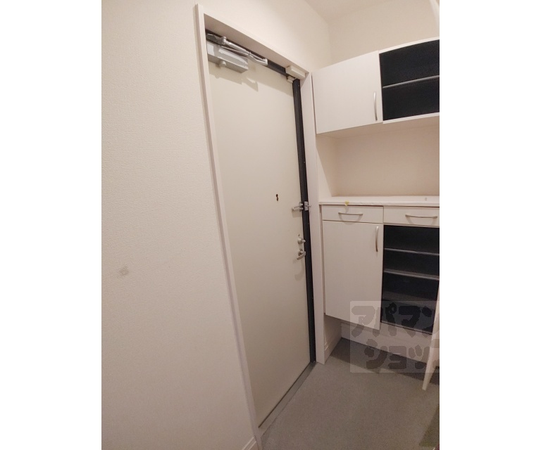 玄関　収納たっぷりの玄関です。