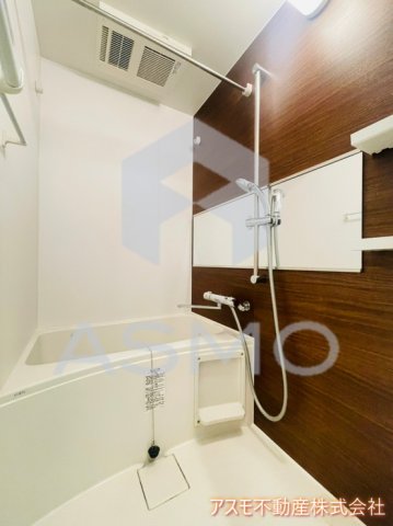 バス・シャワールーム　同マンション別部屋参考写真