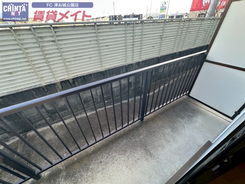 バルコニー　同物件別部屋の写真
