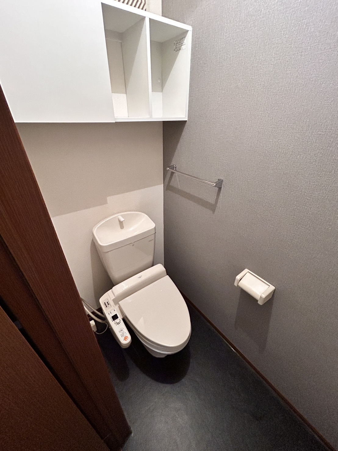 トイレ　別部屋の写真です