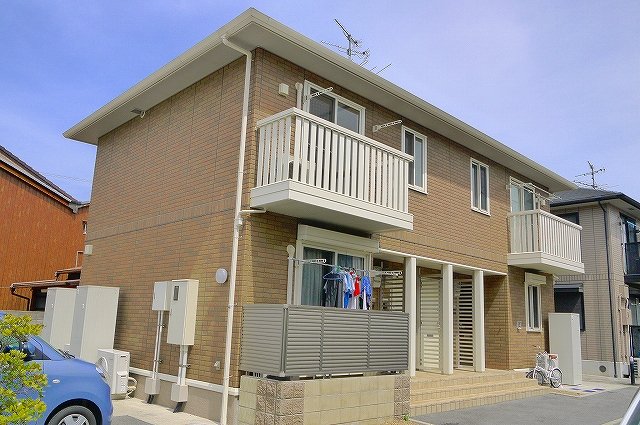 建物外観　外観は落ち着いています