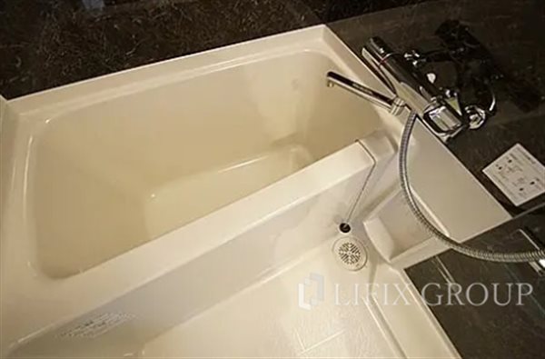 バス・シャワールーム　風呂
